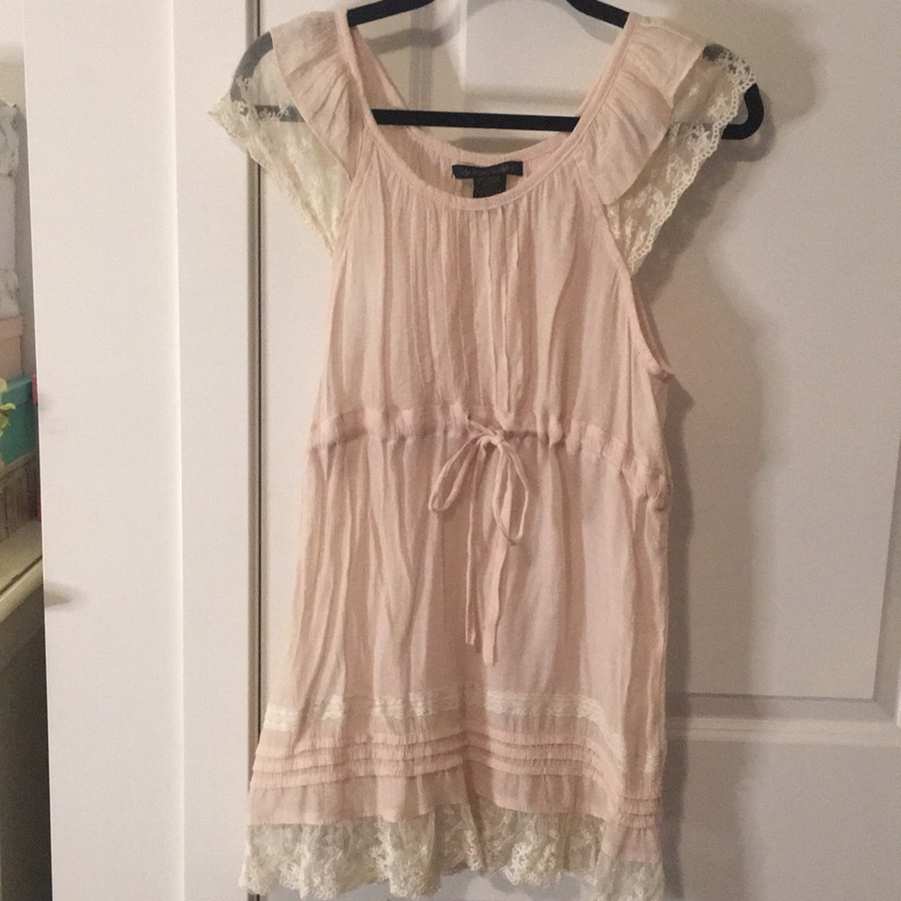 Cottagecore Ruffles and Lace Top - Picture 8 of 9